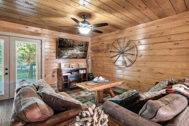 2012 Slippery Rock Circle, Sevierville, TN 37862