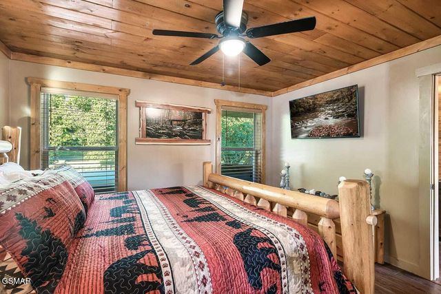 2012 Slippery Rock Circle, Sevierville, TN 37862