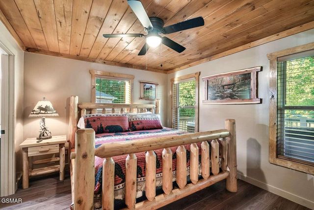 2012 Slippery Rock Circle, Sevierville, TN 37862