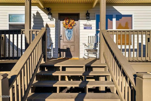 2012 Slippery Rock Circle, Sevierville, TN 37862