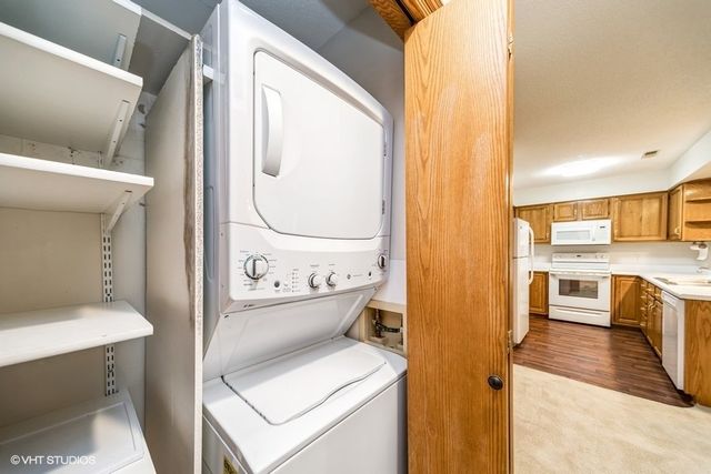 409 SE Delaware Avenue 207, Ankeny, IA 50021