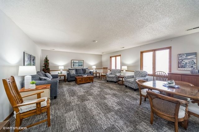 409 SE Delaware Avenue 207, Ankeny, IA 50021