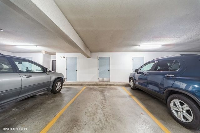 409 SE Delaware Avenue 207, Ankeny, IA 50021