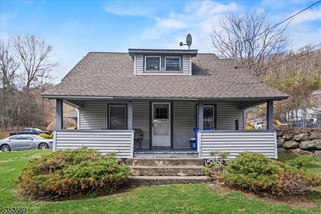 7 White Rd, West Milford Twp., NJ 07421