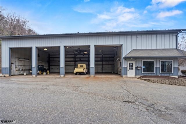 7 White Rd, West Milford Twp., NJ 07421