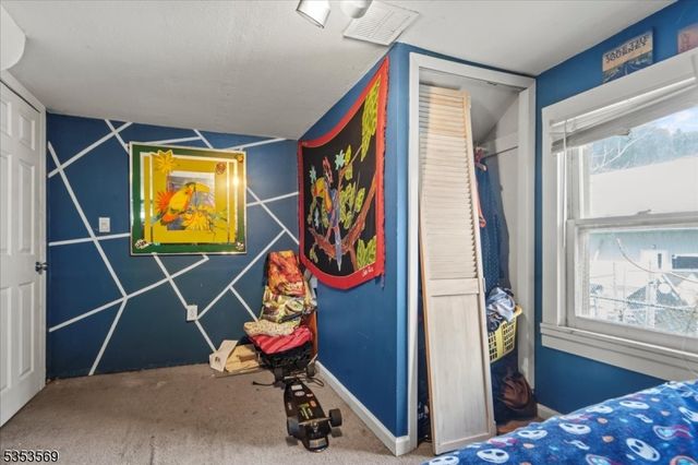 7 White Rd, West Milford Twp., NJ 07421