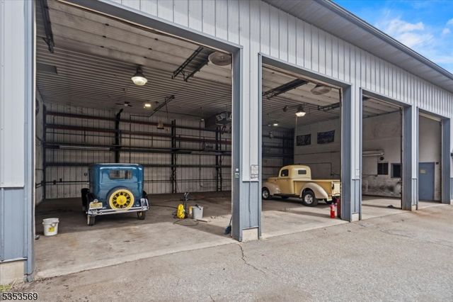 7 White Rd, West Milford Twp., NJ 07421