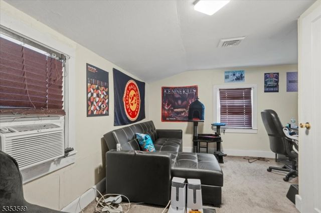 7 White Rd, West Milford Twp., NJ 07421