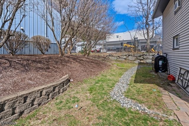 7 White Rd, West Milford Twp., NJ 07421