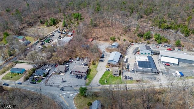 7 White Rd, West Milford Twp., NJ 07421