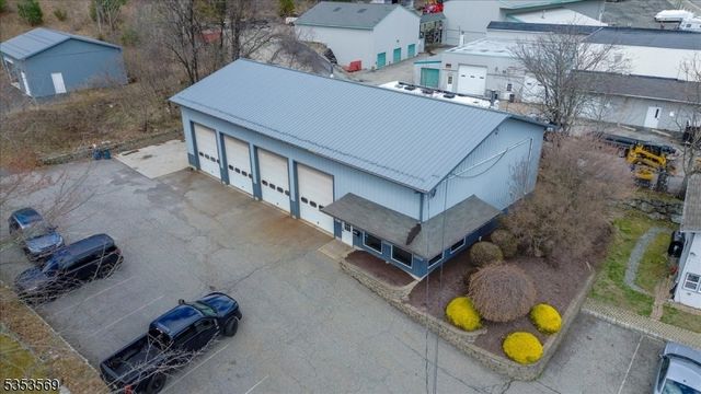 7 White Rd, West Milford Twp., NJ 07421