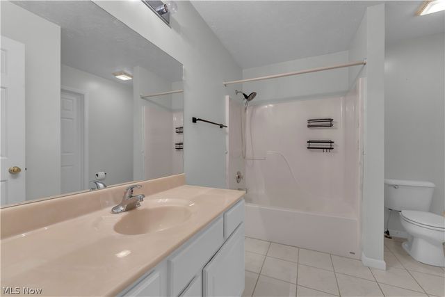 4215 Jennings Ridge Drive, Cleveland, OH 44109