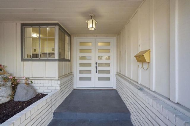 1071 Colony Hills Lane, Cupertino, CA 95014