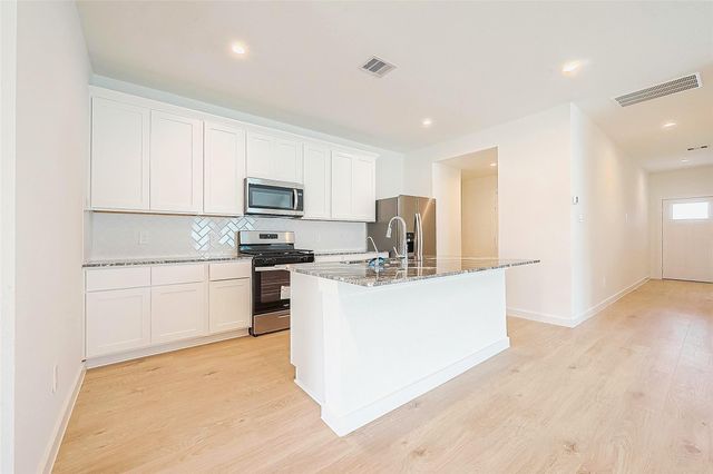 1210 Via Del Corso Lane, Richmond, TX 77406