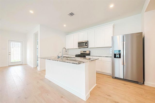 1210 Via Del Corso Lane, Richmond, TX 77406