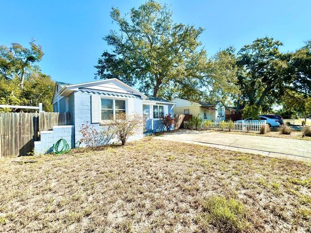 2720 EDWARDS AVENUE S, St Petersburg, FL 33705