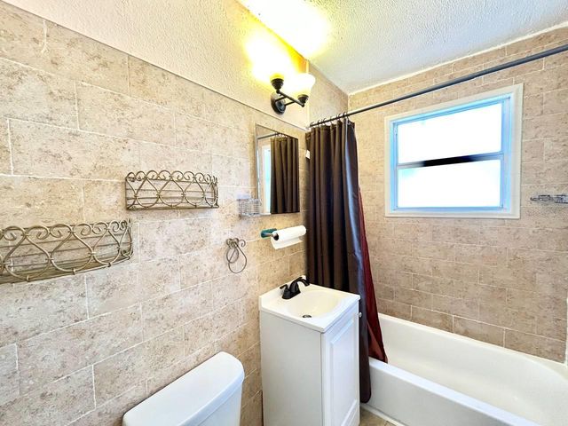 2720 EDWARDS AVENUE S, St Petersburg, FL 33705