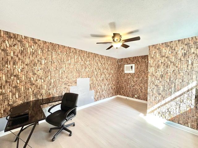 2720 EDWARDS AVENUE S, St Petersburg, FL 33705