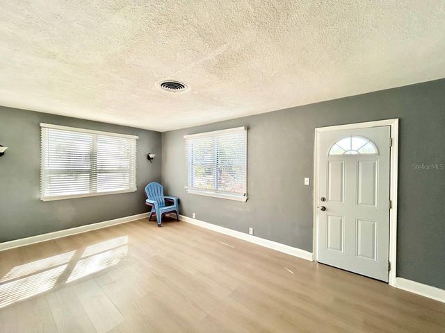 2720 EDWARDS AVENUE S, St Petersburg, FL 33705