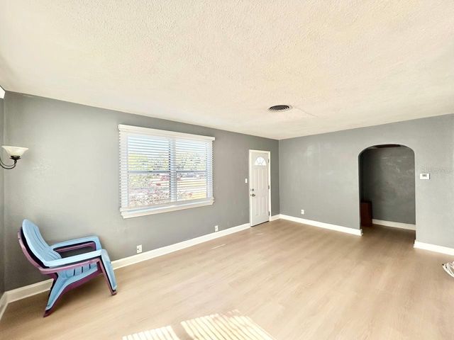 2720 EDWARDS AVENUE S, St Petersburg, FL 33705