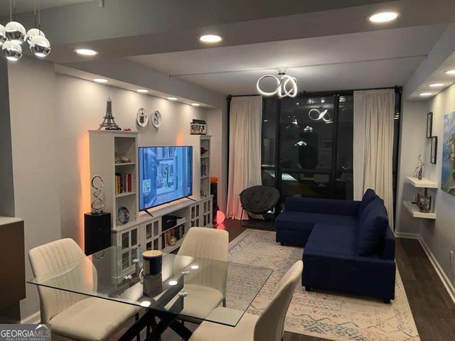 1280 WEST PEACHTREE Street NW 1113, Atlanta, GA 30309