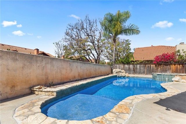 11 Via Becerra, Rancho Santa Margarita, CA 92688