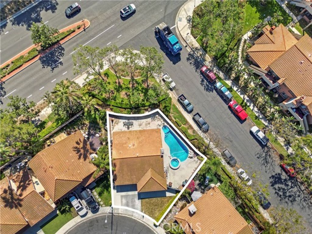 11 Via Becerra, Rancho Santa Margarita, CA 92688