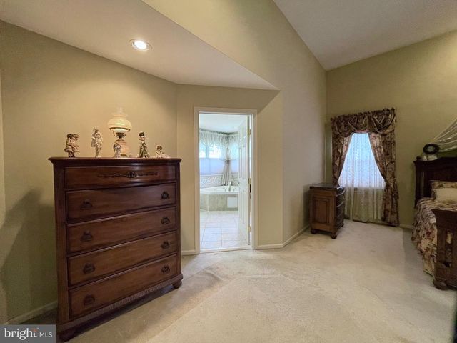 1 EAGLEVIEW LN, Schwenksville, PA 19473