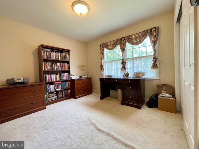 1 EAGLEVIEW LN, Schwenksville, PA 19473