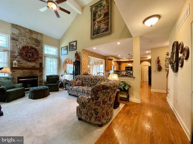 1 EAGLEVIEW LN, Schwenksville, PA 19473