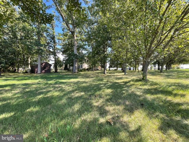 1 EAGLEVIEW LN, Schwenksville, PA 19473