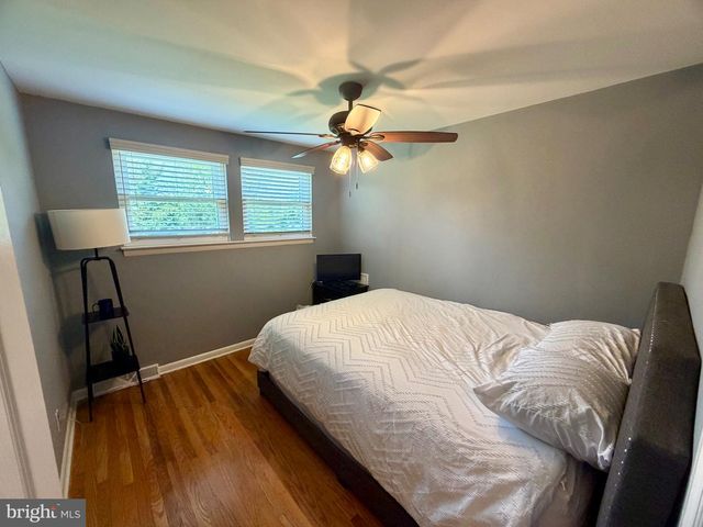 5 PRINCESS AVE, Marlton, NJ 08053