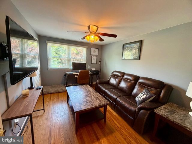 5 PRINCESS AVE, Marlton, NJ 08053
