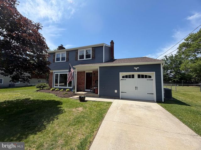 5 PRINCESS AVE, Marlton, NJ 08053