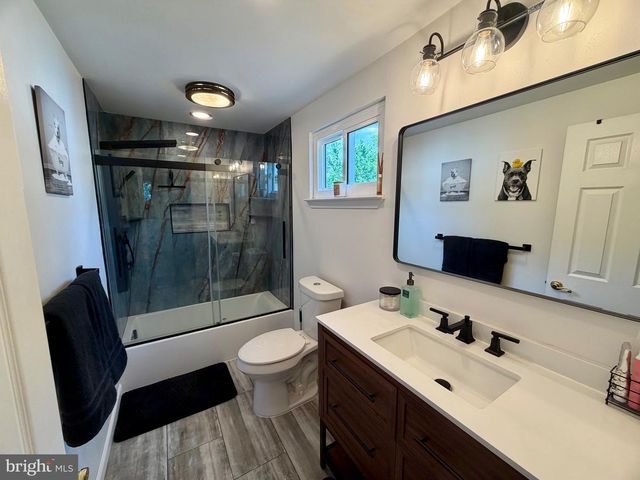 5 PRINCESS AVE, Marlton, NJ 08053