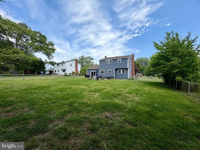5 PRINCESS AVE, Marlton, NJ 08053