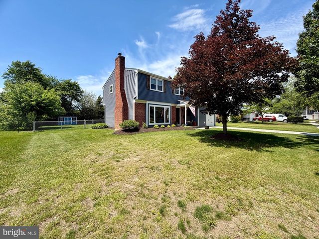 5 PRINCESS AVE, Marlton, NJ 08053