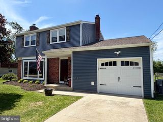 5 PRINCESS AVE, Marlton, NJ 08053