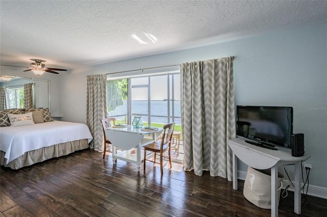 2566 GARY CIRCLE 3, Dunedin, FL 34698