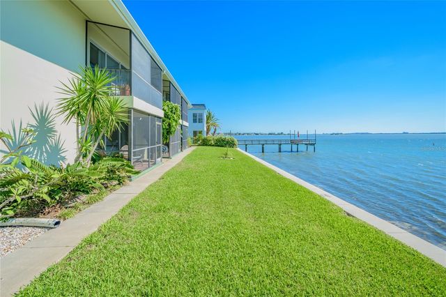 2566 GARY CIRCLE 3, Dunedin, FL 34698