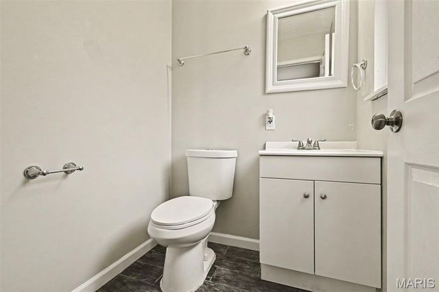 11748 Vizcuya Court, Florissant, MO 63033