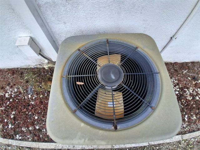 8381 Antigua CT, Fort Myers, FL 33907