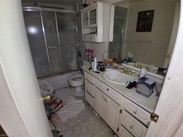 8381 Antigua CT, Fort Myers, FL 33907