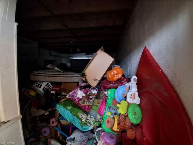 8381 Antigua CT, Fort Myers, FL 33907