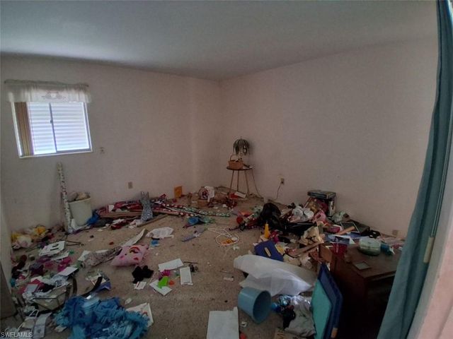 8381 Antigua CT, Fort Myers, FL 33907