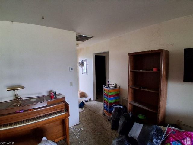 8381 Antigua CT, Fort Myers, FL 33907