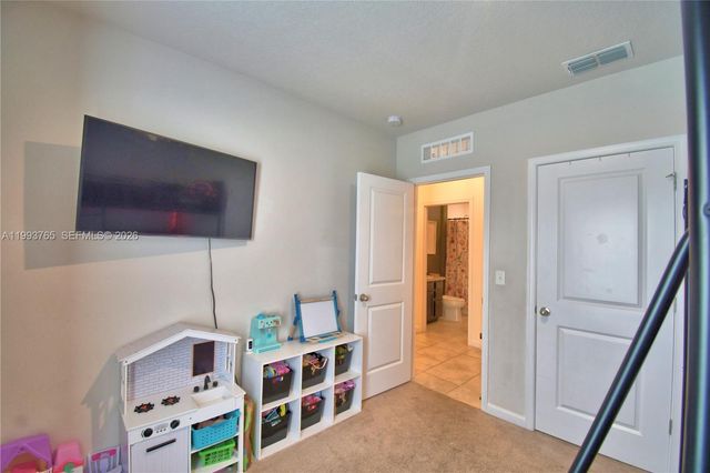 542 Eagle Landing Boulevard, Winter Haven, FL 33880