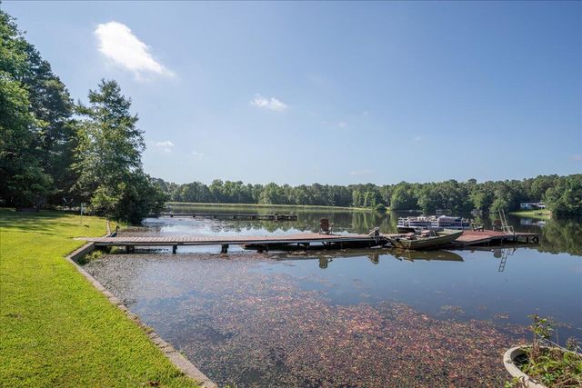 231 Sand Rock Way, Trenton, SC 29847