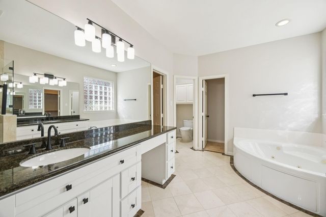 3002 Autumn Cove Court, Friendswood, TX 77546