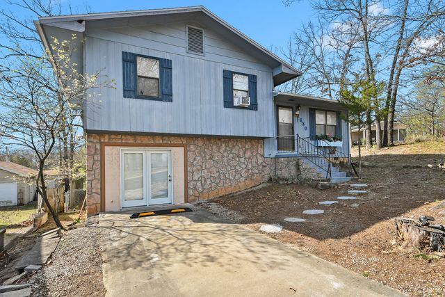 1650 Miller Drive, Branson, MO 65616